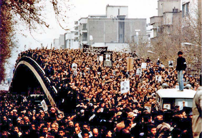 Mass_demonstration_in_Iran,_date_unknown